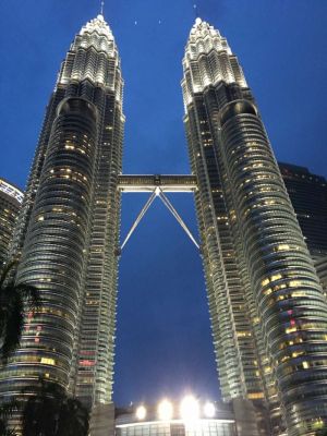 ТРОПИЧЕСКА НОВА ГОДИНА В МАЛАЙЗИЯ – космополитната столица Куала Лумпур, магическия Борнео и безкрайните плажове на Лангкави