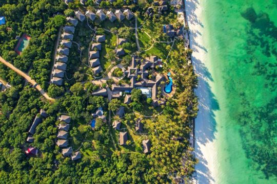 BLUEBAY BEACH RESORT & SPA