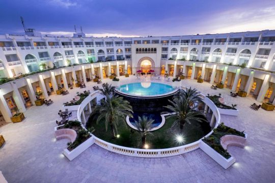 MEDINA SOLARIA & THALASSO