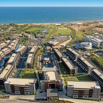 JACARANDA LUXURY RESORT