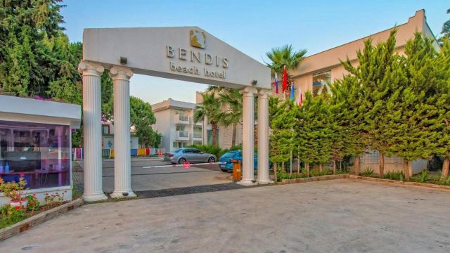 Bendis Beach Hotel