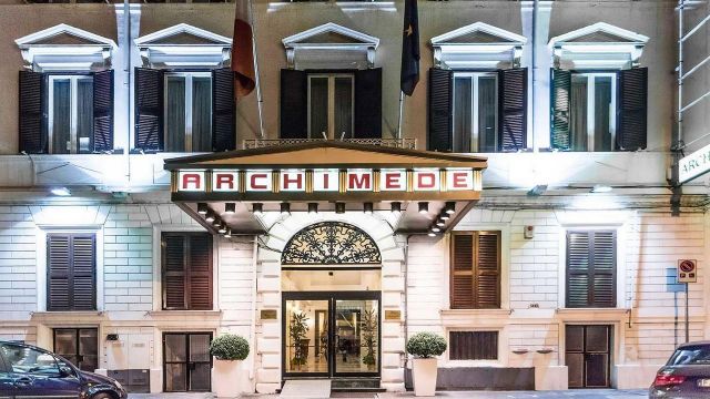 Raeli Hotels