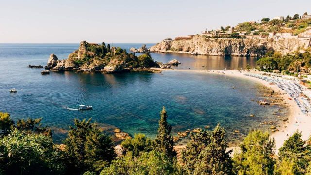 ЮЖНА СИЦИЛИЯ - плаж и вълнуващи екскурзии в Lindbergh Sikania Resort - чартър от София