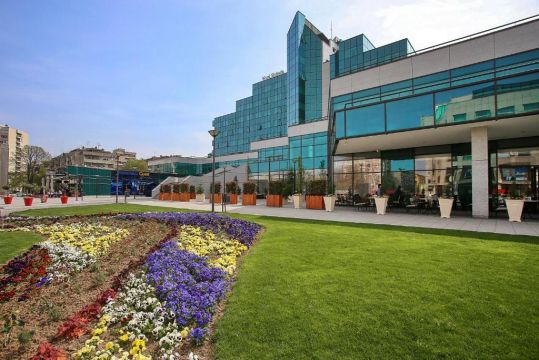 НОВА ГОДИНА 2026 В ШАБАЦ - HOTEL SLOBODA 4* / ПАКЕТ 3 НОЩУВКИ В ПЕРИОД: 30.12.2025 - 02.01.2026